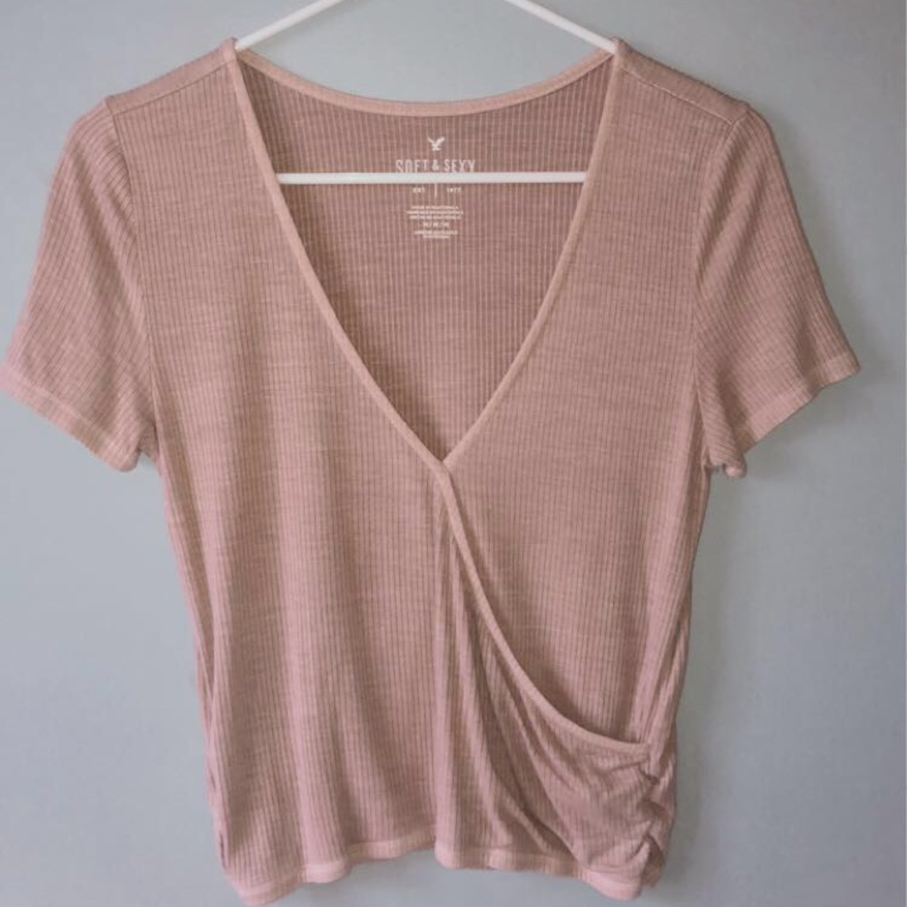 American Eagle shirt